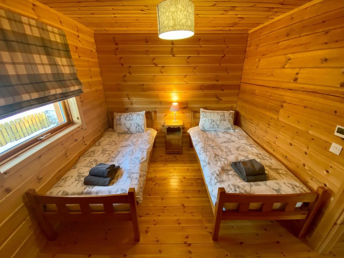 Pine Lodge Gorebridge Esterno foto