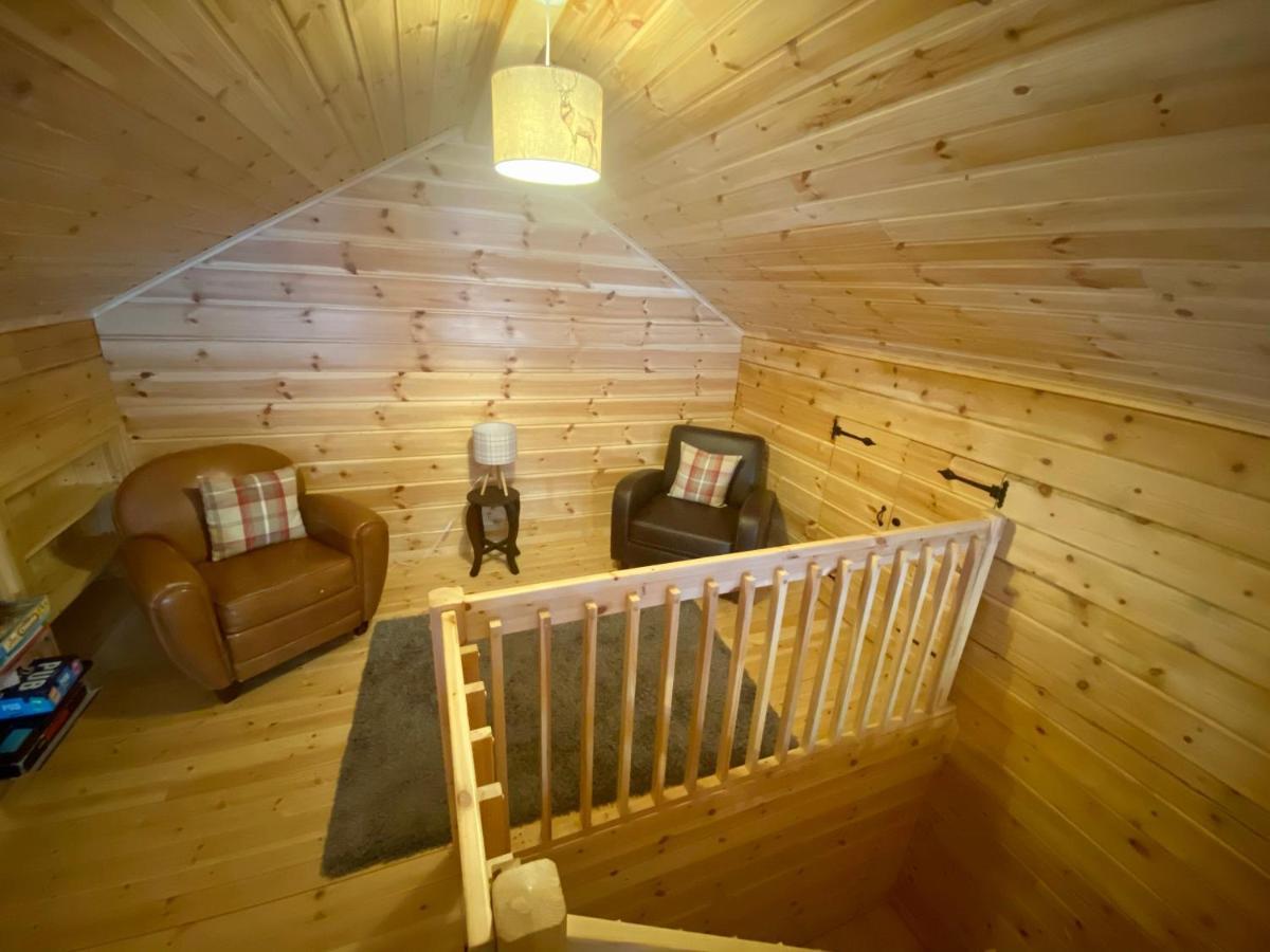 Pine Lodge Gorebridge Esterno foto